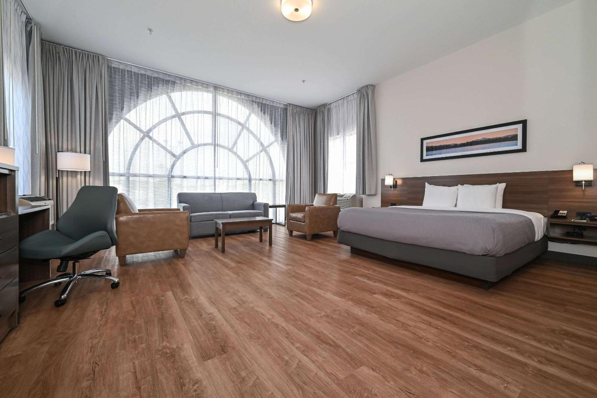 Quality Inn & Suites Matthews - Charlotte מראה חיצוני תמונה