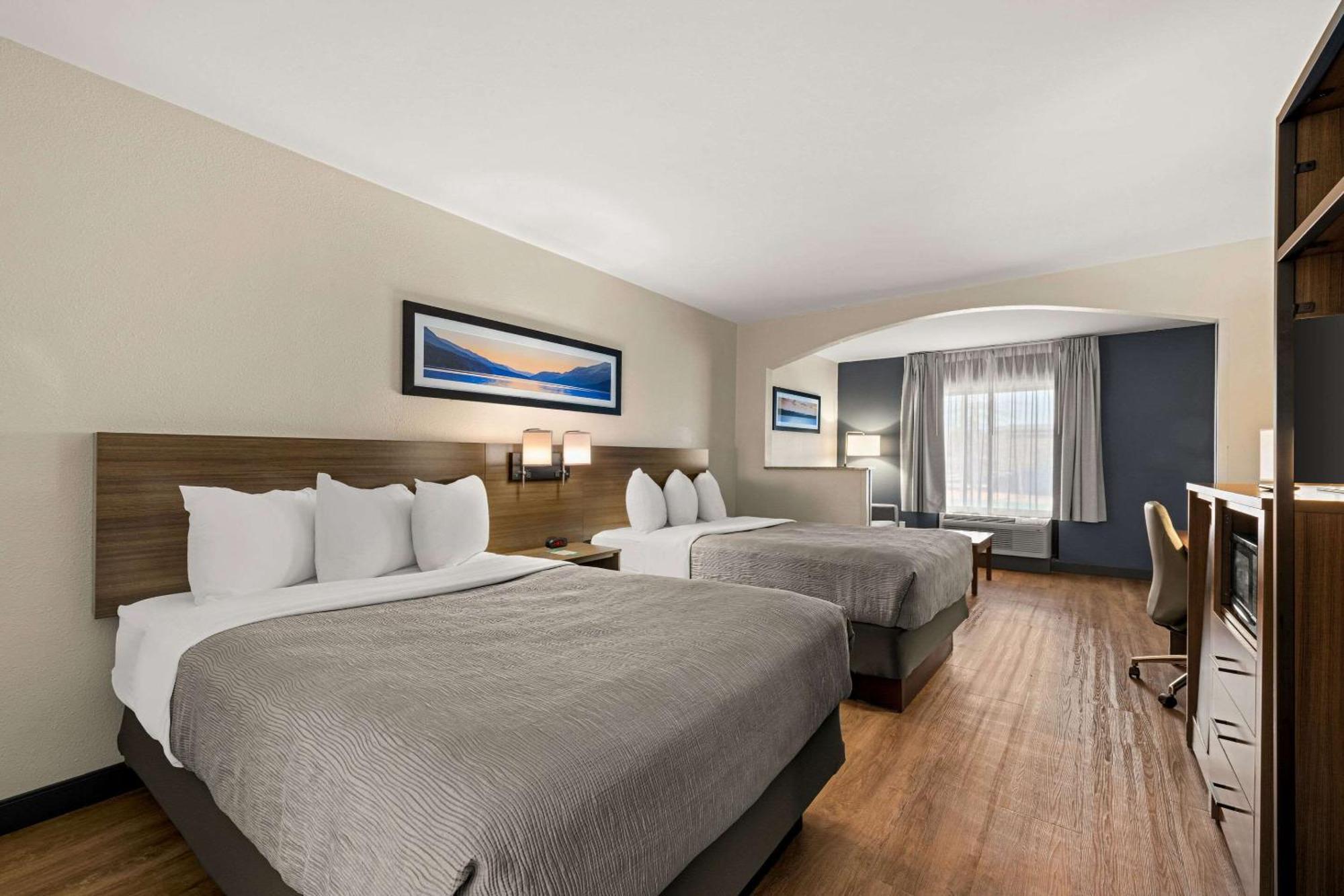 Quality Inn & Suites Matthews - Charlotte מראה חיצוני תמונה