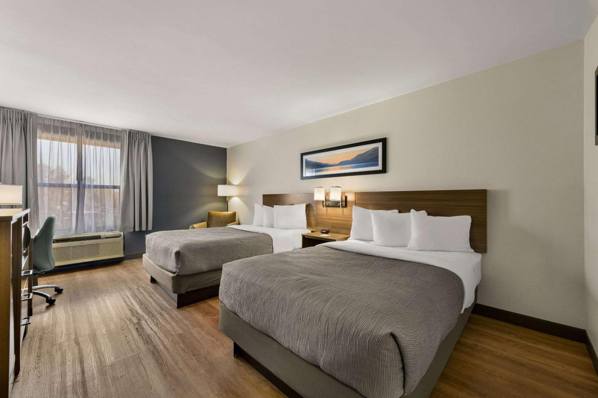 Quality Inn & Suites Matthews - Charlotte מראה חיצוני תמונה